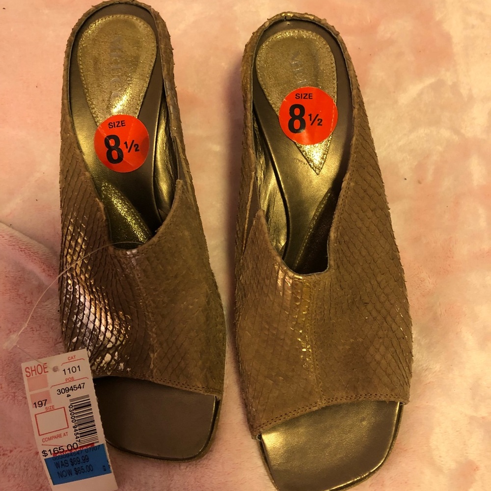 Tan Soft snake skin shoes